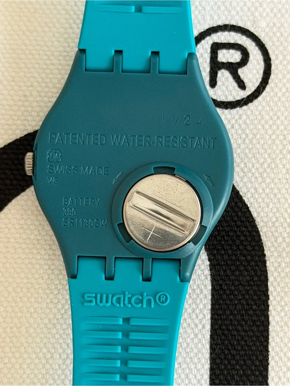 Swatch PyeongChang 2018 Volunteer Limited Edition Watch GZ312 Olympic New in Box